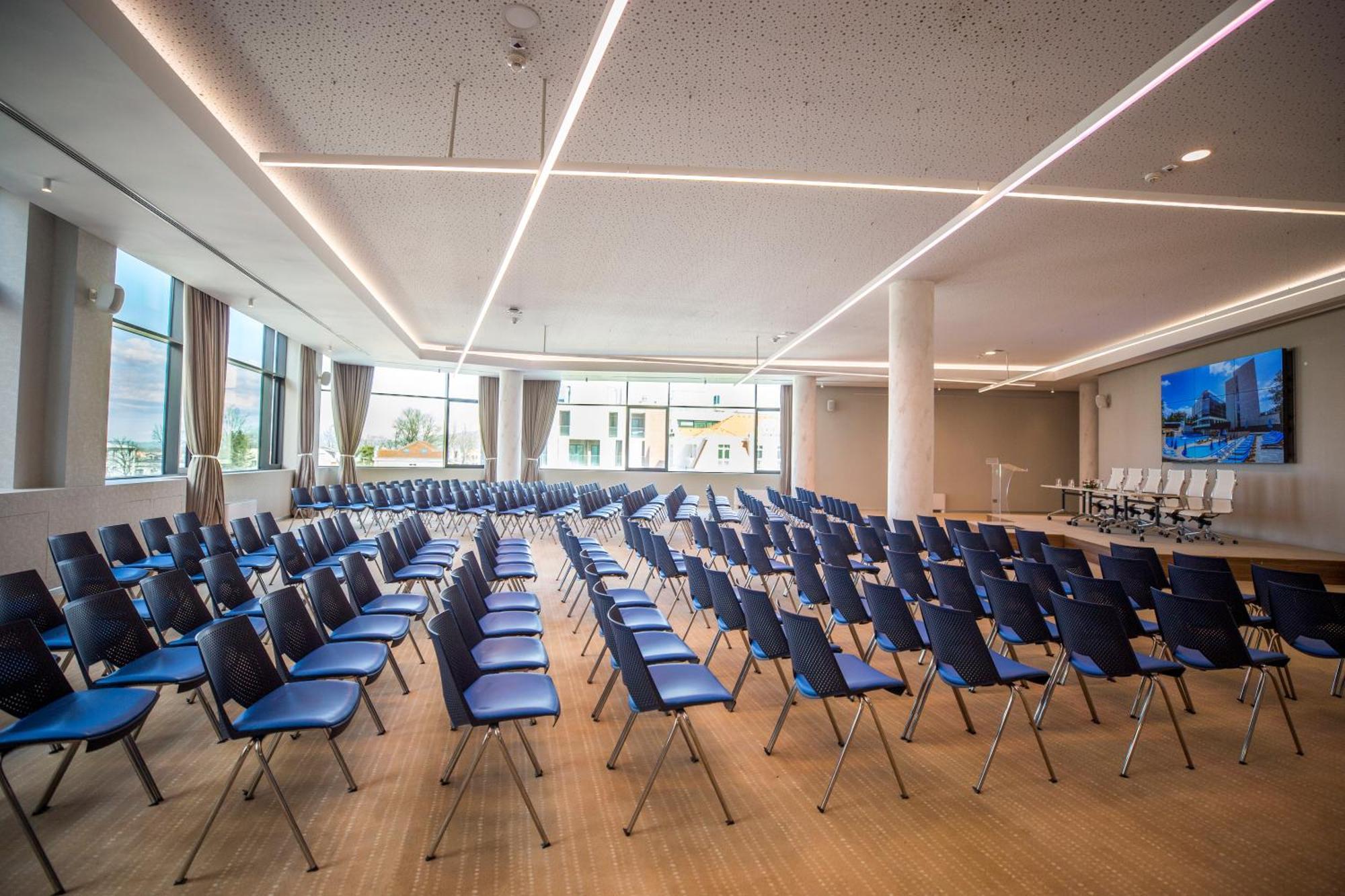 Hotel Tonanti Vrnjačka Banja المظهر الخارجي الصورة