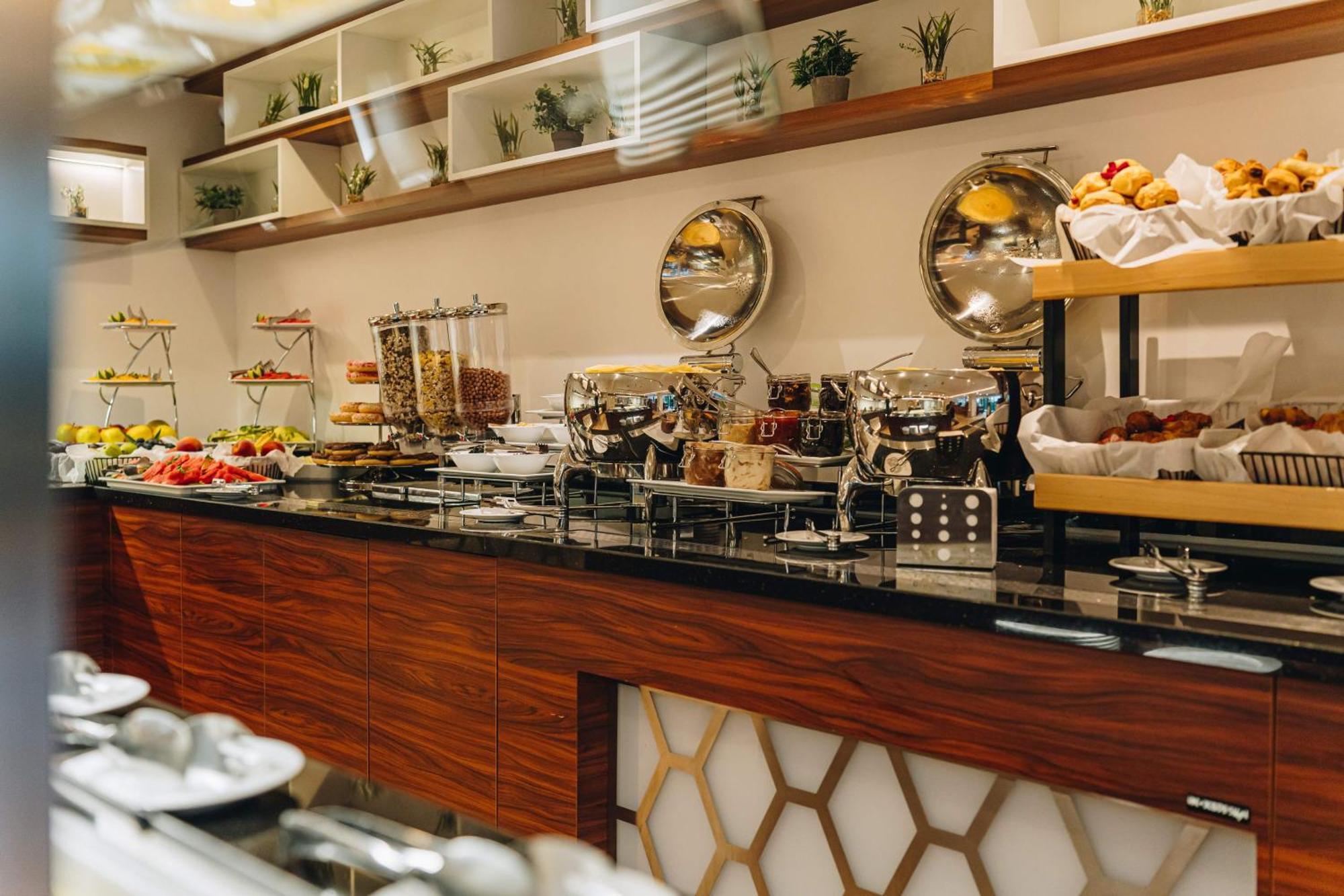 Hotel Tonanti Vrnjačka Banja المظهر الخارجي الصورة